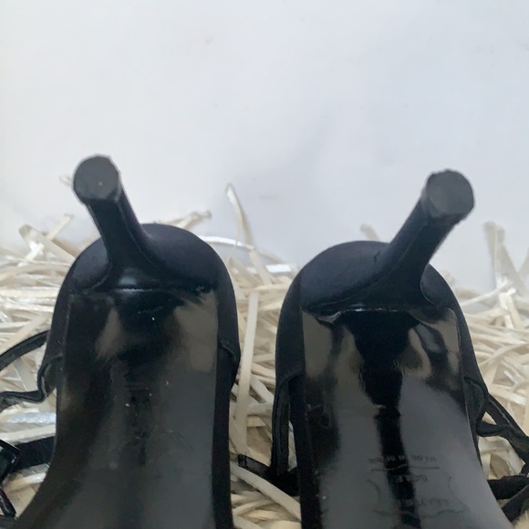 SOLD❌Stuart Weitzman Heels - Picture 9 of 13